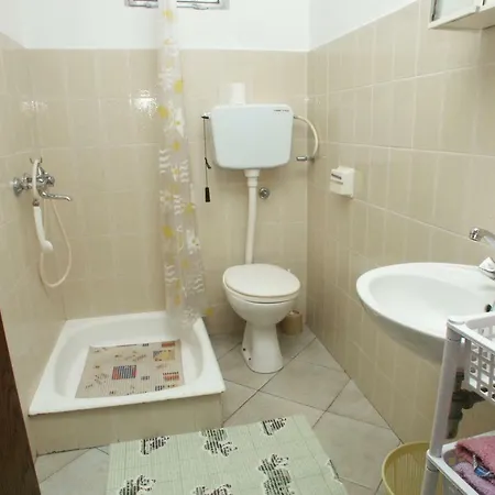 With A Parking Space Selce, Crikvenica - 2404 דירה סלצה