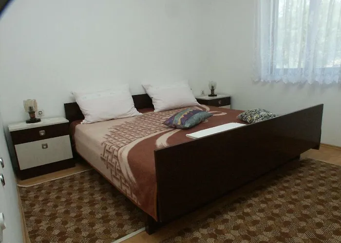 Апартаменты With A Parking Space Selce, Crikvenica - 2404